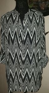 Style & Co. Black White Chevron Button front Top
